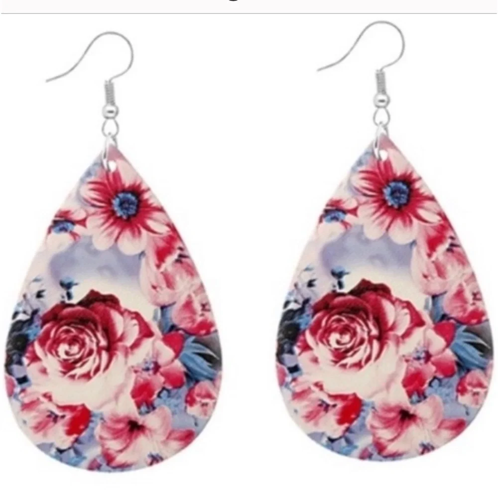 NEW FLORAL FAUX LEATHER EARRINGS - Picture 1 of 1